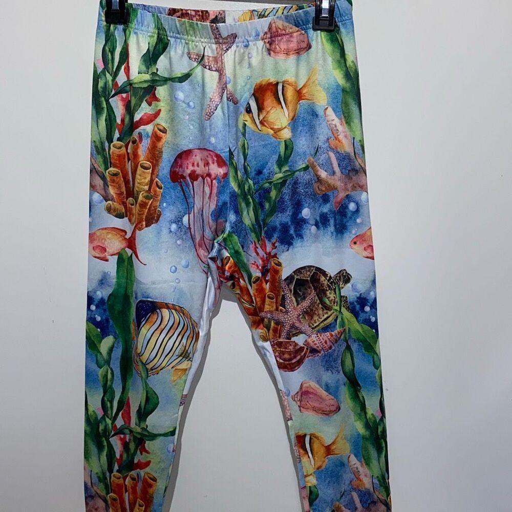 Women's Multicolor Tropical‎ Ocean Print Elastic Waist Capri Pants Size Medium